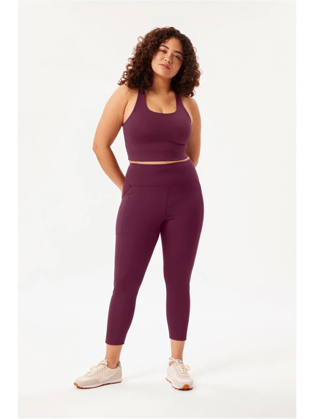 girlfriend collective Paloma Sports Bra and matching Leggings in Plum - m